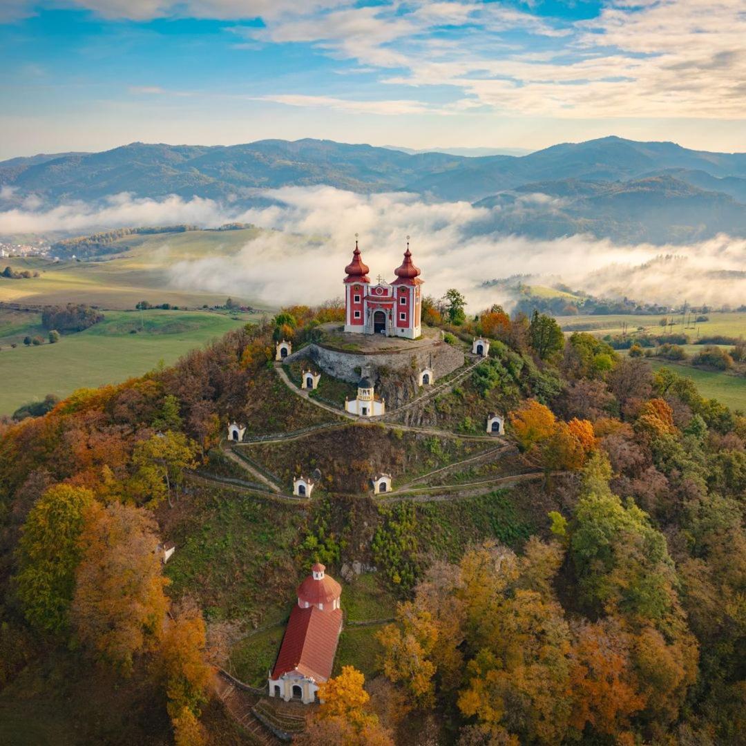 Отель Aura Банска-Штьявница Экстерьер фото